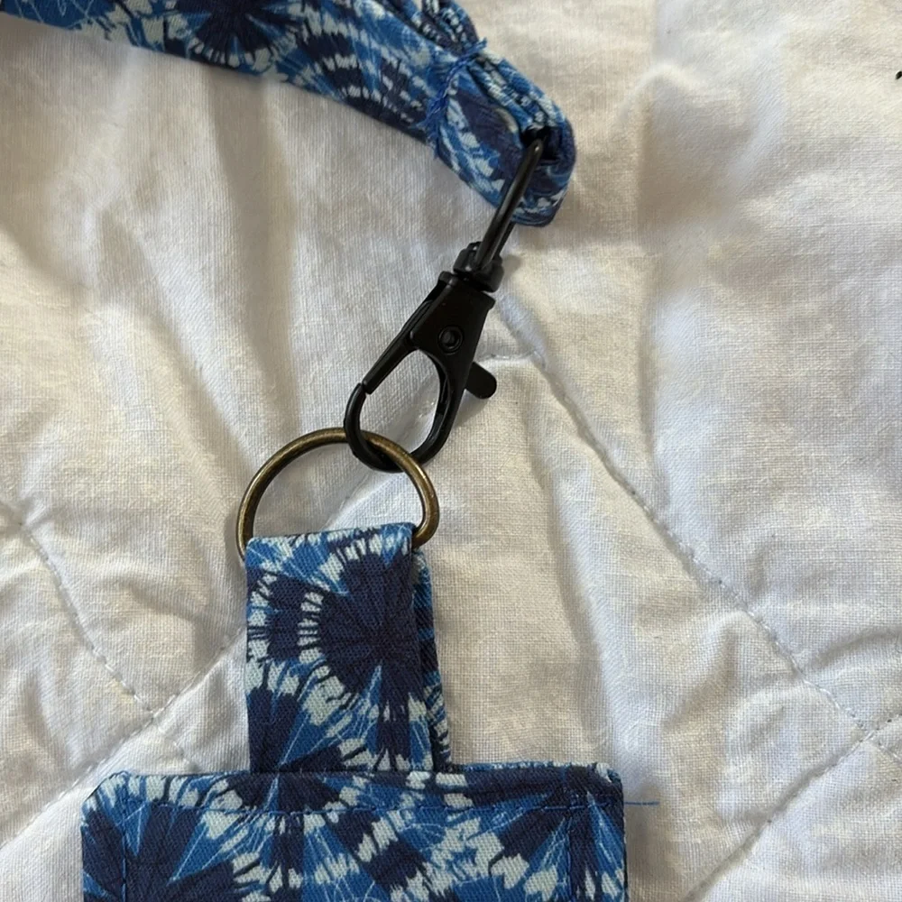 Great Teacher 🎁 Blue Patterned Lanyard/pen holder with ID Holder